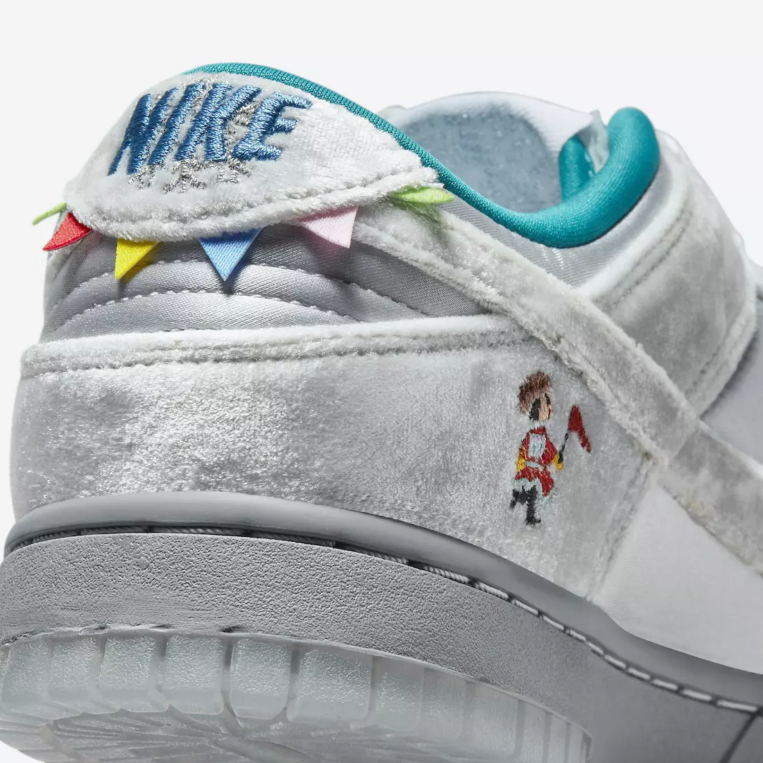 Nike Dunk Low Ice DO2326-001 Чыгарылган күнү