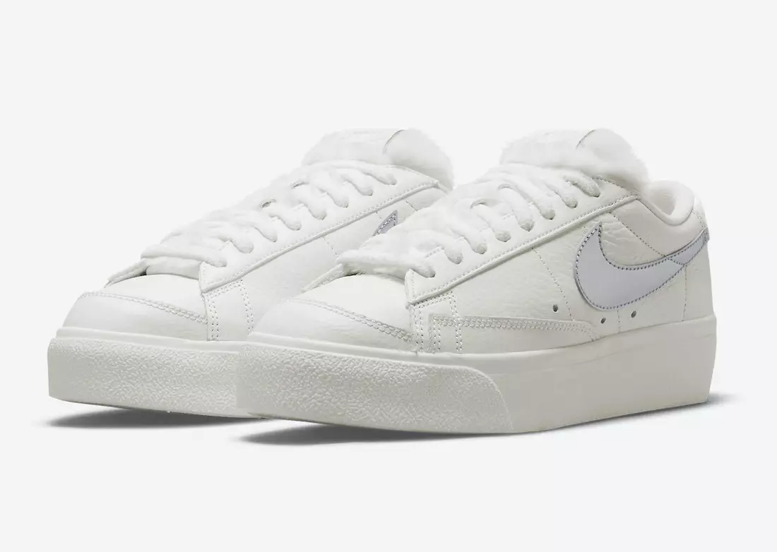 Санаи барориши Nike Blazer Low Platform Sail Metallic Silver DO8993-100