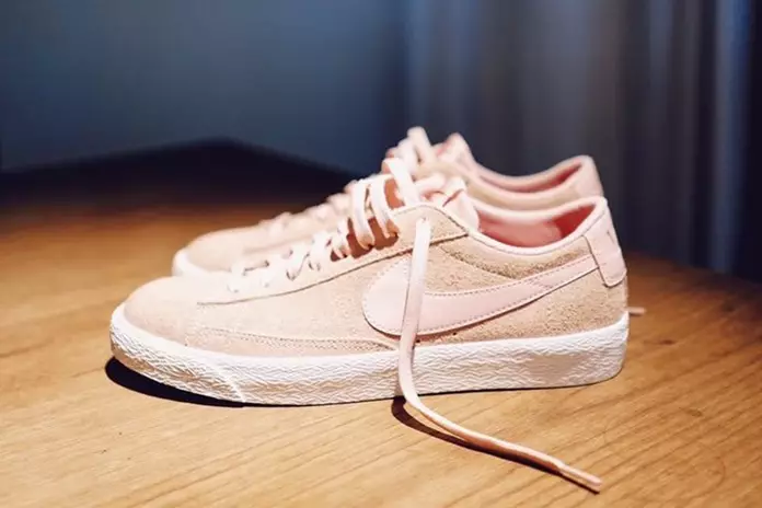 КРАСОТА И МОЛОДОСТЬ x Nike Blazer Low Pink