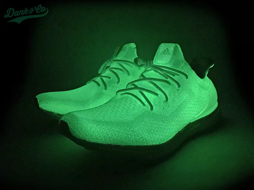 آدیداس Ultra Boost Glow in the Dark Custom