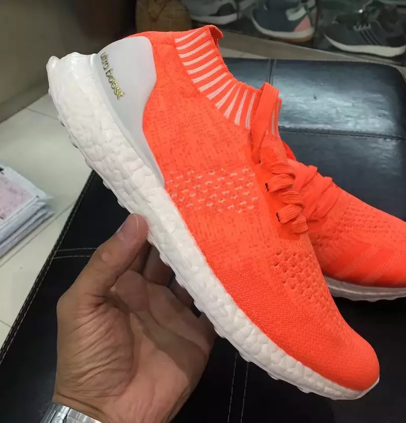 Narıncı adidas Ultra Boost Qəfəssiz Nümunə Şərbət