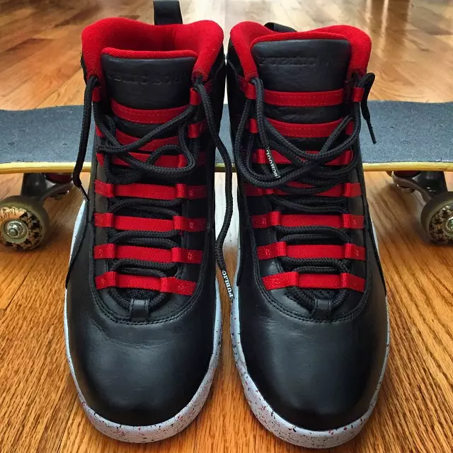 Air Jordan 10 Public School di New York