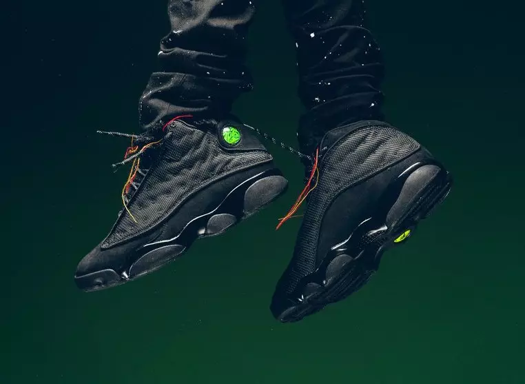 Air Jordan 13 Qara Pişik 414571-011