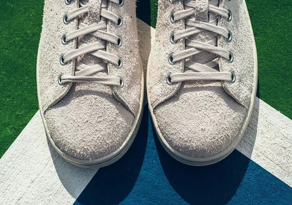 JUICE x adidas Konsorzju Stan Smith Suede