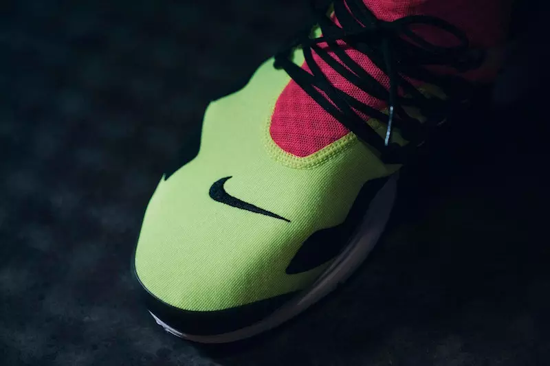 ABKÜRZUNG x NikeLab Air Presto Mid Neon