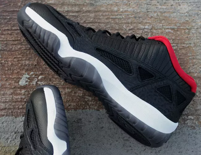 Air Jordan 11 Low IE Black True Red