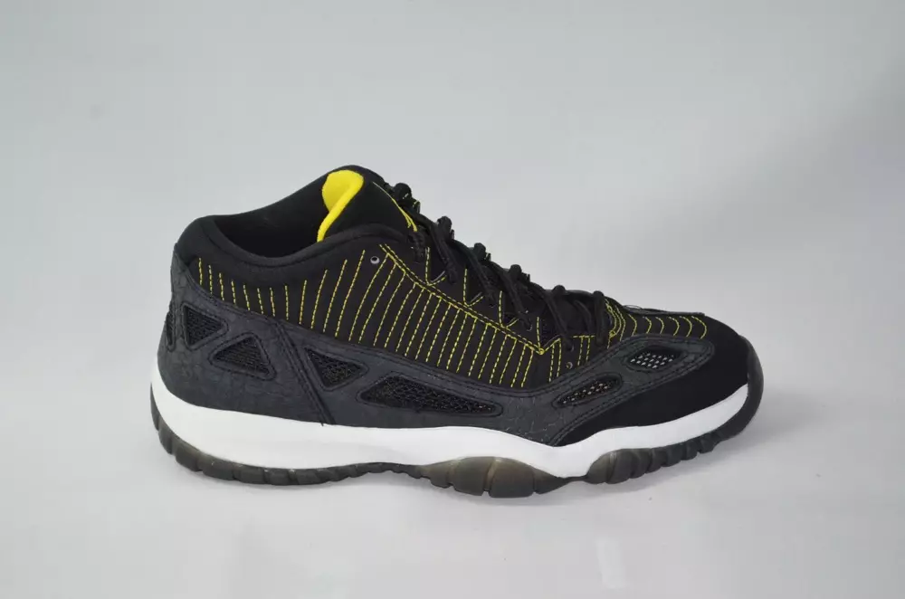 Air Jordan 11 Low IE Negre Zest Blanc 2007