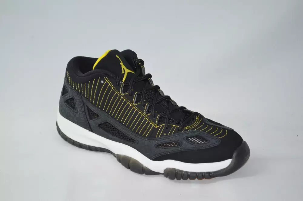 Air Jordan 11 Low IE Negre Zest Blanc 2007