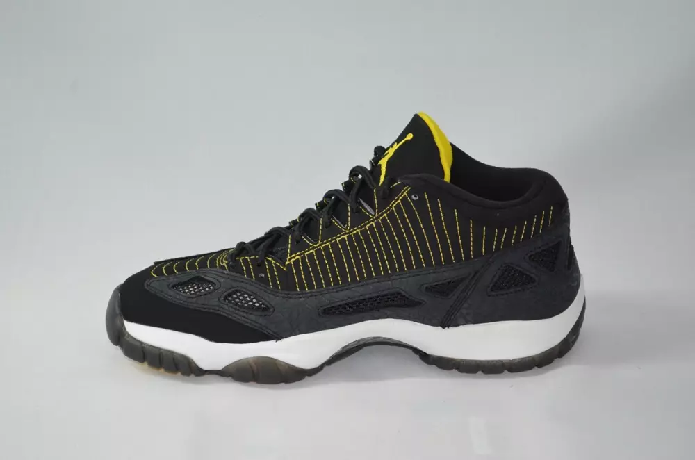 Air Jordan 11 Low IE Negre Zest Blanc 2007