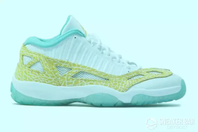 Sneaker Talk: Air Jordan 11 Retro Low LS 55450_1