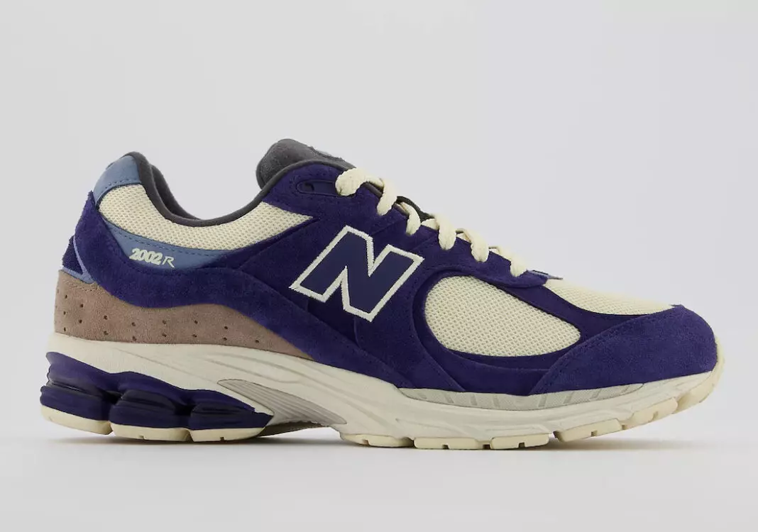 Ngày phát hành New Balance 2002R Purple Cream M2002RG0