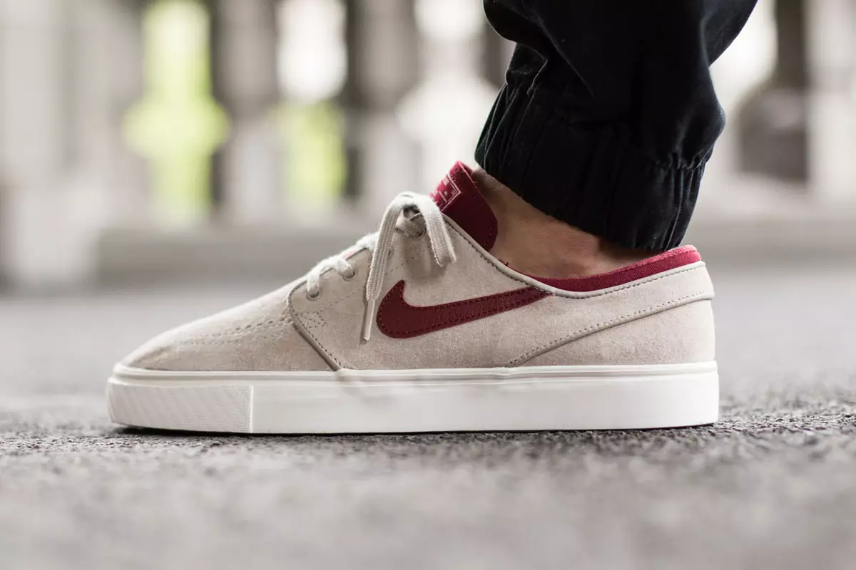 Nike SB Zoom Stefan Janoski SE „Team Red”