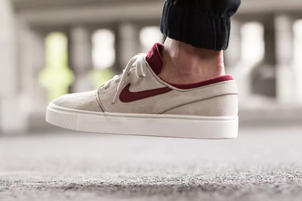 Nike SB Zoom Stefan Janoski SE מאַנשאַפֿט רויט