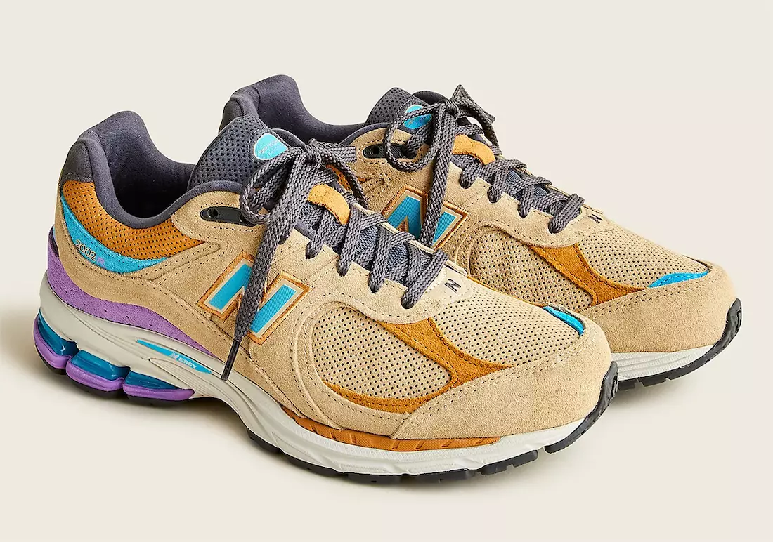 J.Crew Altı Eksklüziv New Balance 2002R Colorways buraxır