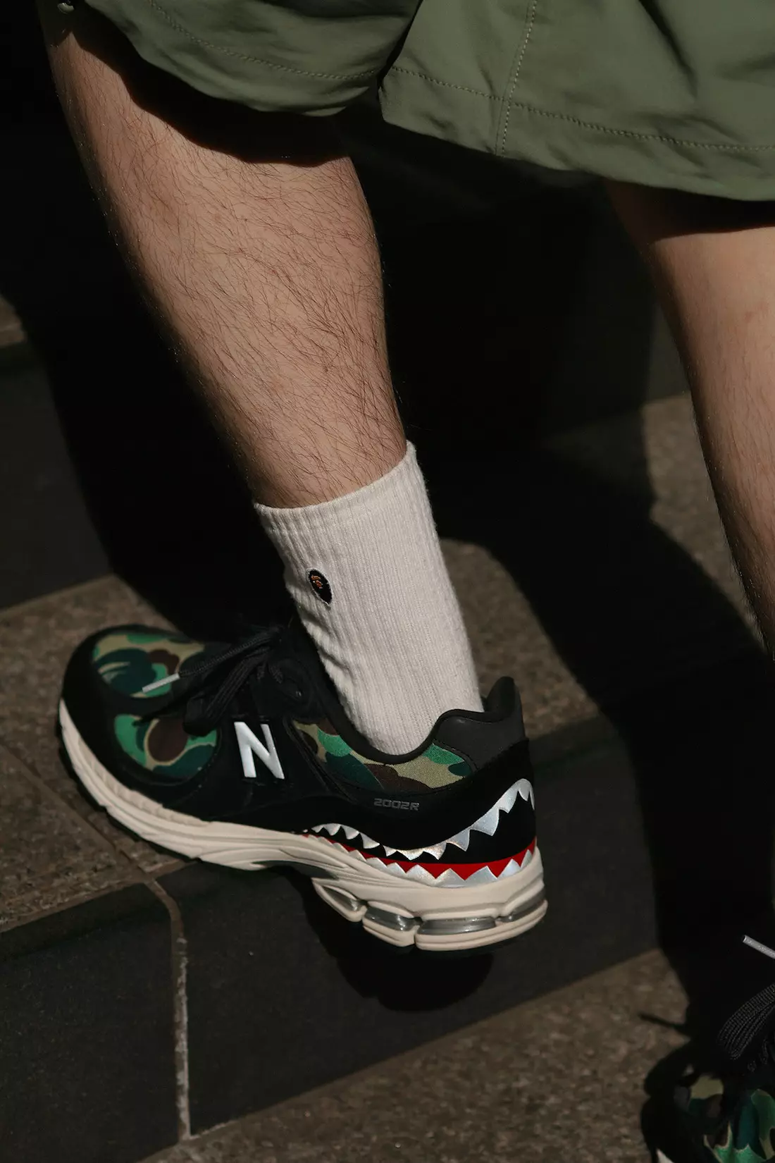 Санаи нашри коллексияи BAPE New Balance 2002R