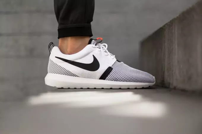 Nike Roshe Run NM BR Hvit Sort Hot Lava