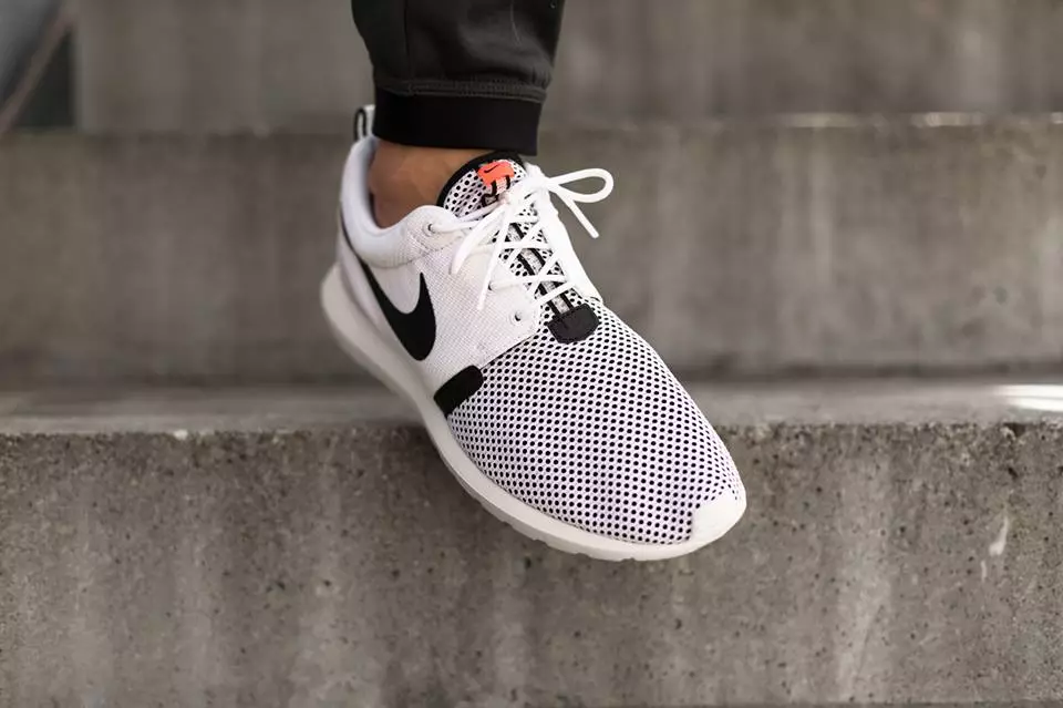 Nike Roshe Run NM Breeze Blanco Negro Hot Lava