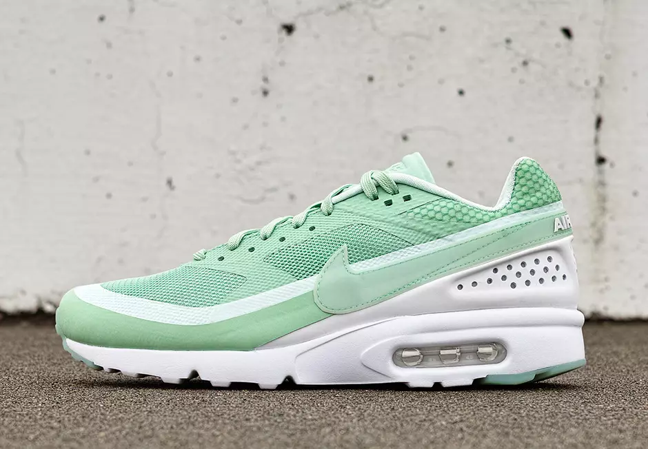 Nike Air Max BW Ultra martie 2016