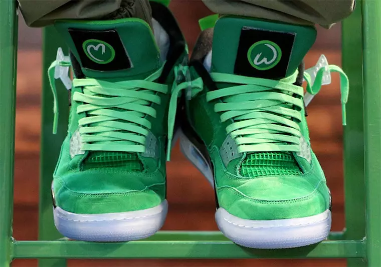 Wahlburgers Air Jordan 4