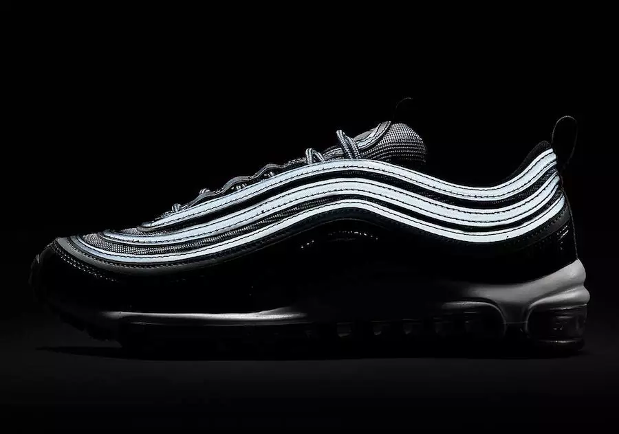 Leathar Paitinne Dubh Nike Aeir Max 97 921826-010