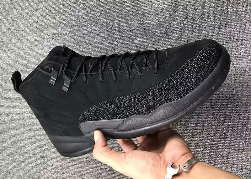 Air Jordan 12 OVO қара металл алтын жұлдызды демалыс күндері 2017