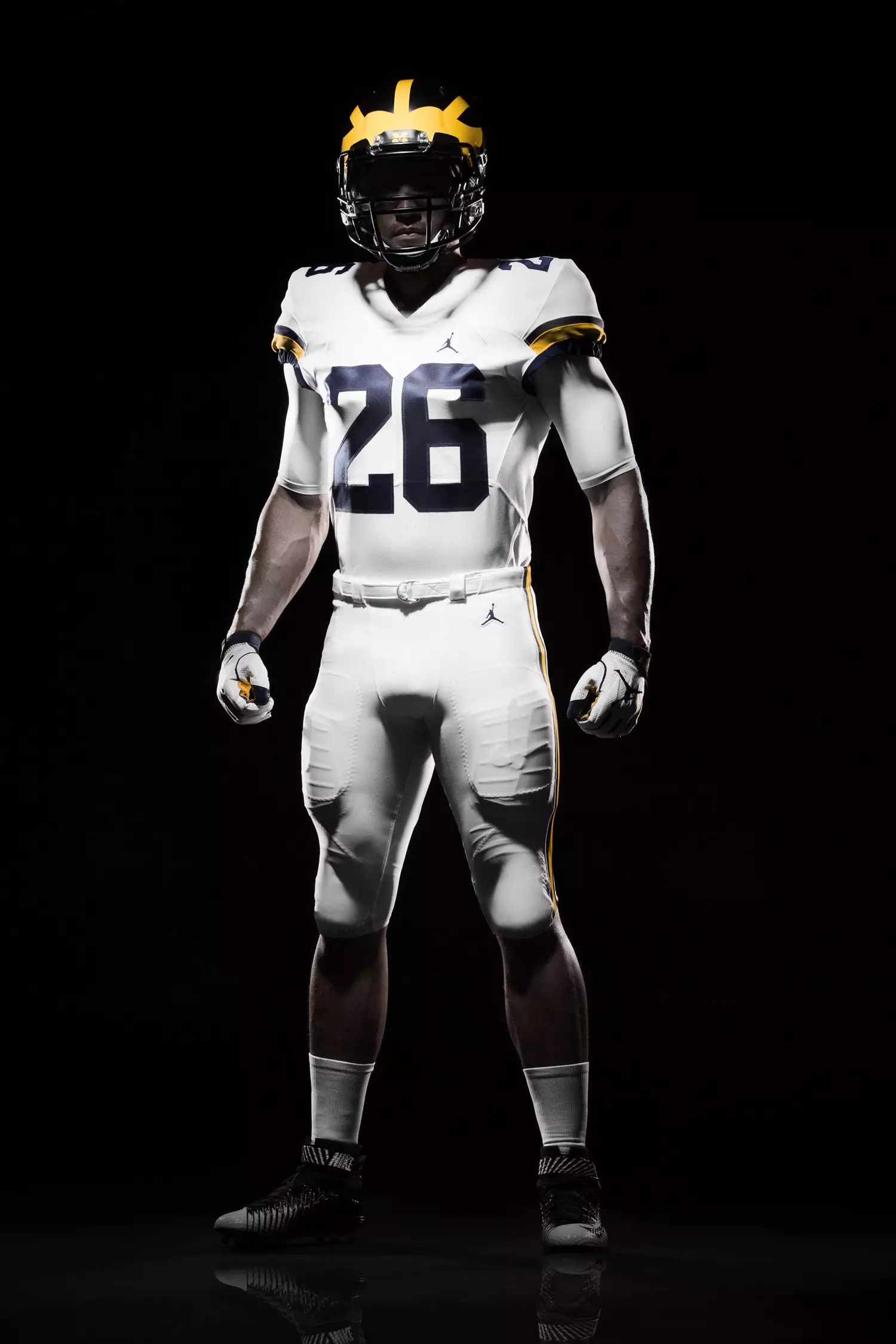 Michigan Air Jordan Football Uniformen