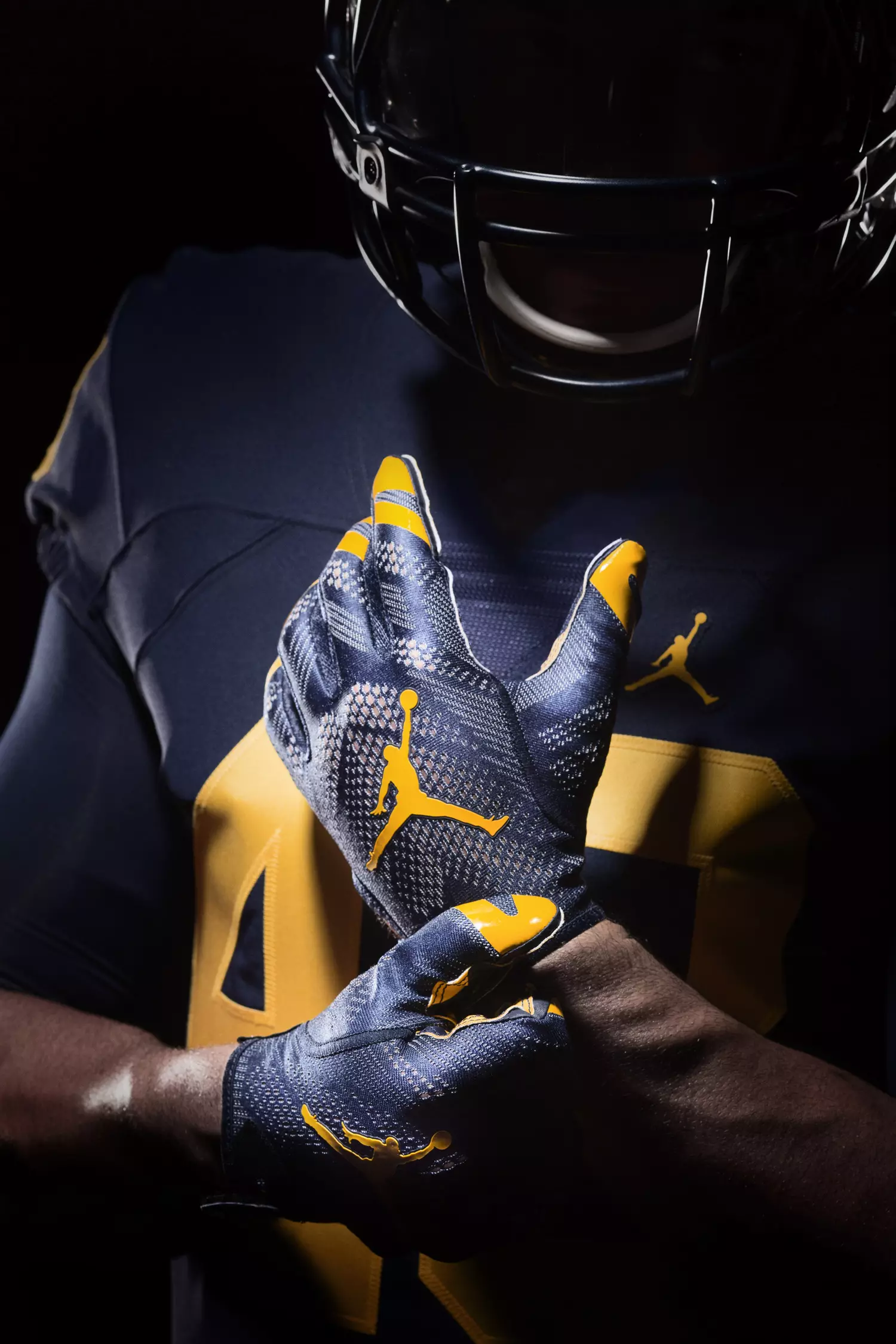 Michigan Air Jordan Futbol Formaları