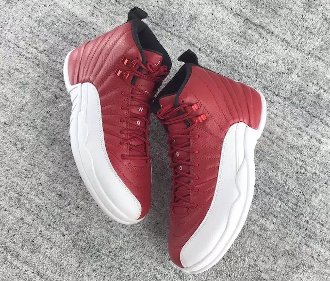 Մարզասրահ Red White Air Jordan 12 2016 թ