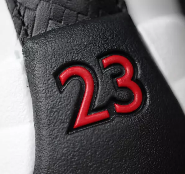 air-jordan-12-cny-moški-2