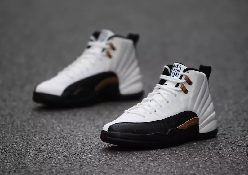 Air Jordan 12 Hiina uusaasta pakett