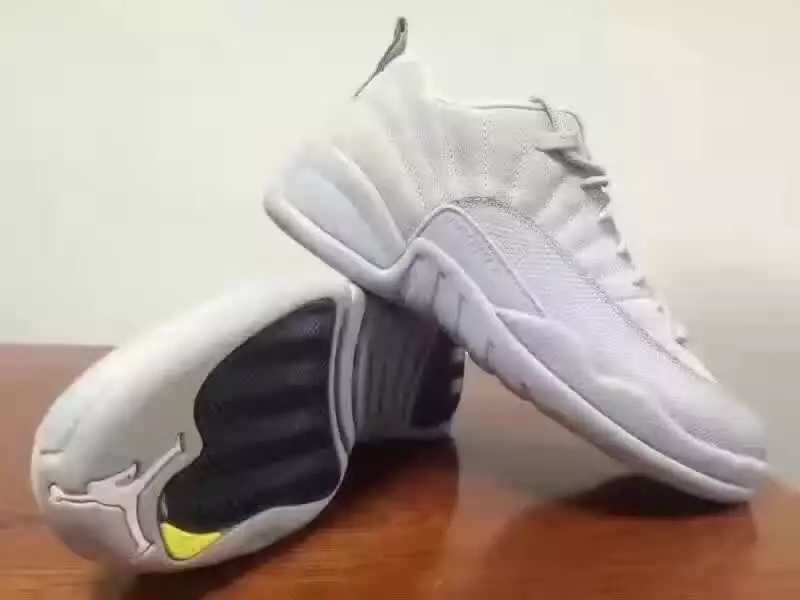 Air Jordan 12 Low 2017 Cinza Azul Marinho Amarelo