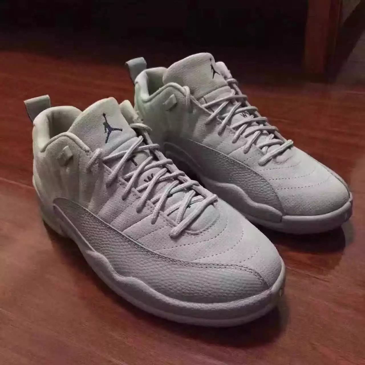 Air Jordan 12 Düşük 2017 Gri Lacivert Sarı