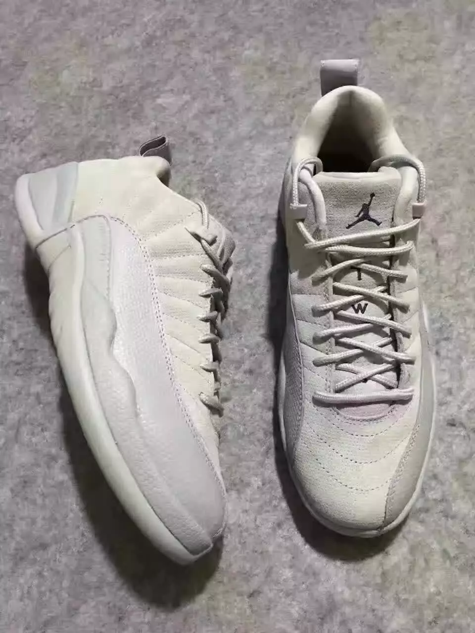 Air Jordan 12 Low 2017 sivá námornícka modrá žltá