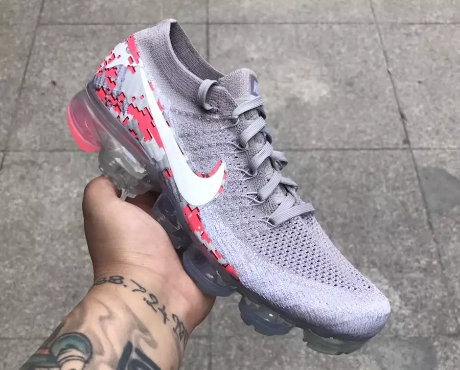 Nike VaporMax Digital Camo Gray Pink