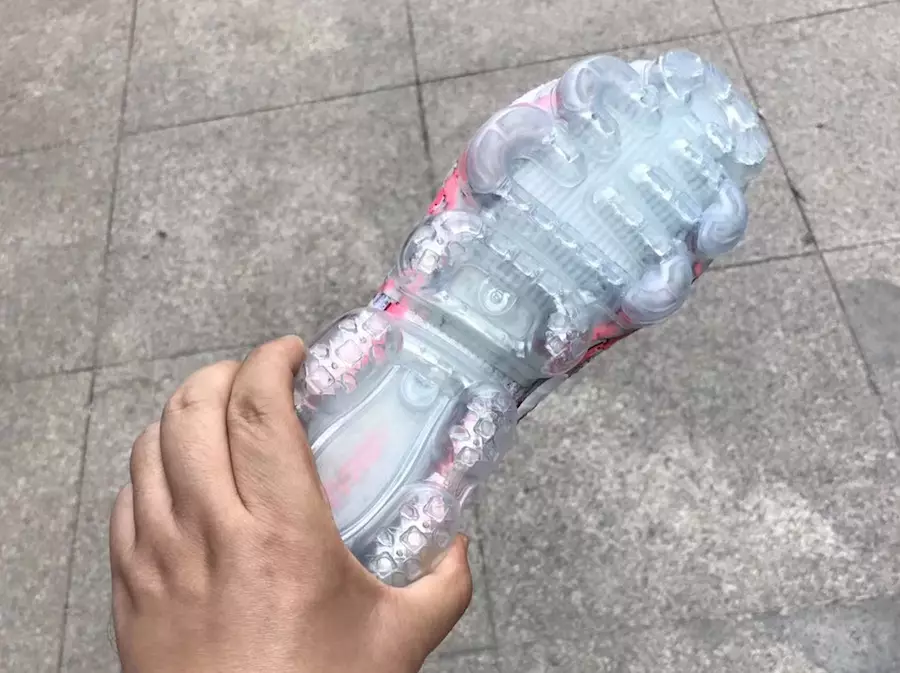 Nike VaporMax Digital Camo Серый Розовый