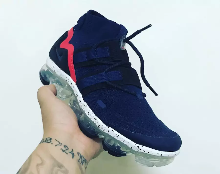 Nike Air VaporMax Mid 849558-100