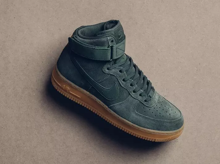 Nike Air Force 1 жоғары шығарылымдары