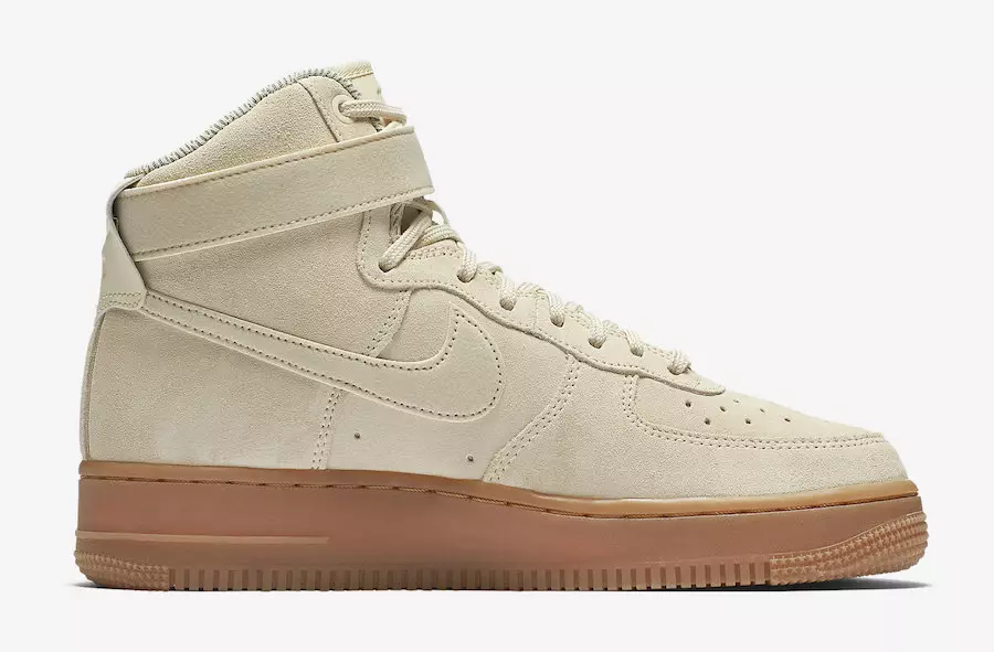 Nike WMNS Air Force 1 High SE цвета слоновой кости 860544-100