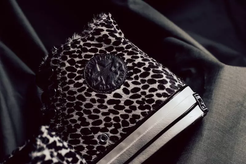 Chuck Taylor Cheetah စကားဝိုင်း