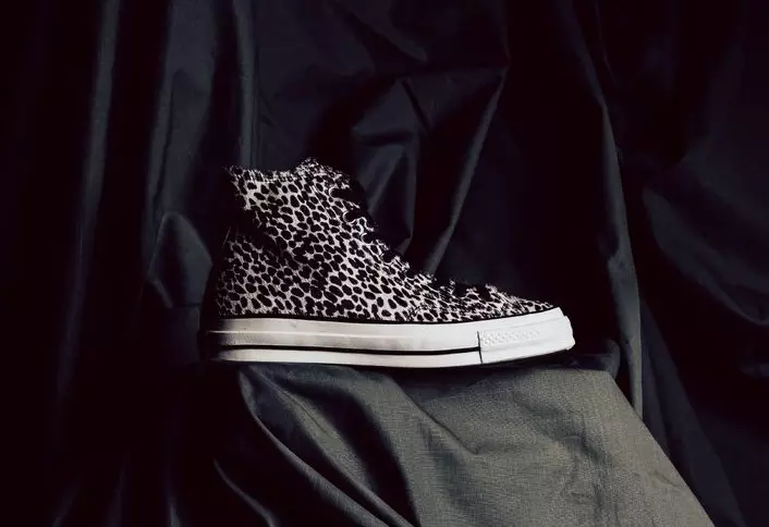 Chuck Taylor Cheetah စကားဝိုင်း