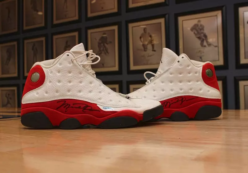 Майкл Джорданс Оюн Worn Air Jordan 13