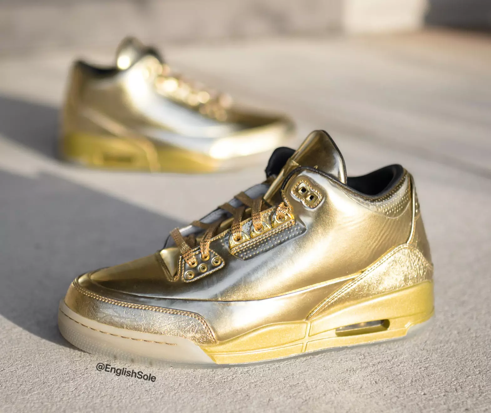 Vzorka Usher Air Jordan 3 Gold