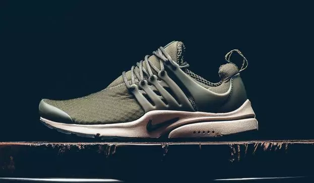 Nike Air Presto Essential Kargo Haki