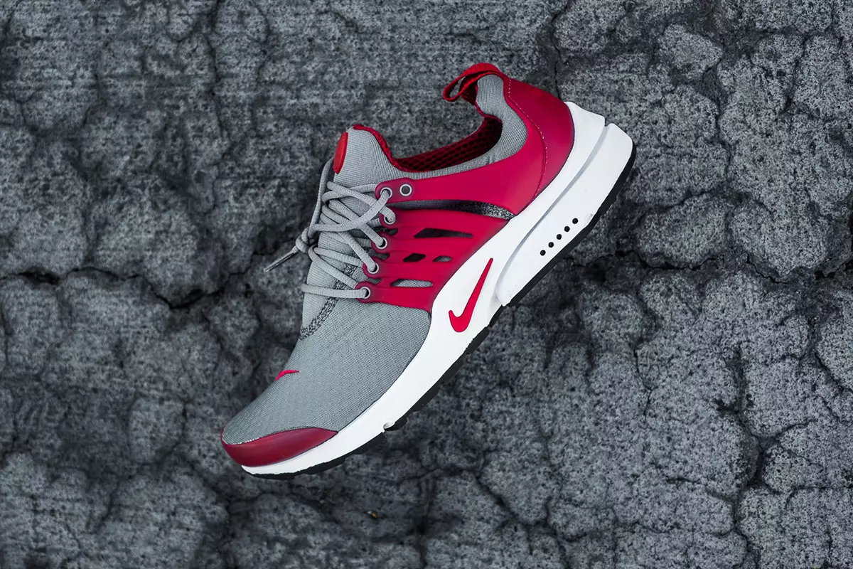 Nike Air Presto Essential Cool Grey Gym Red