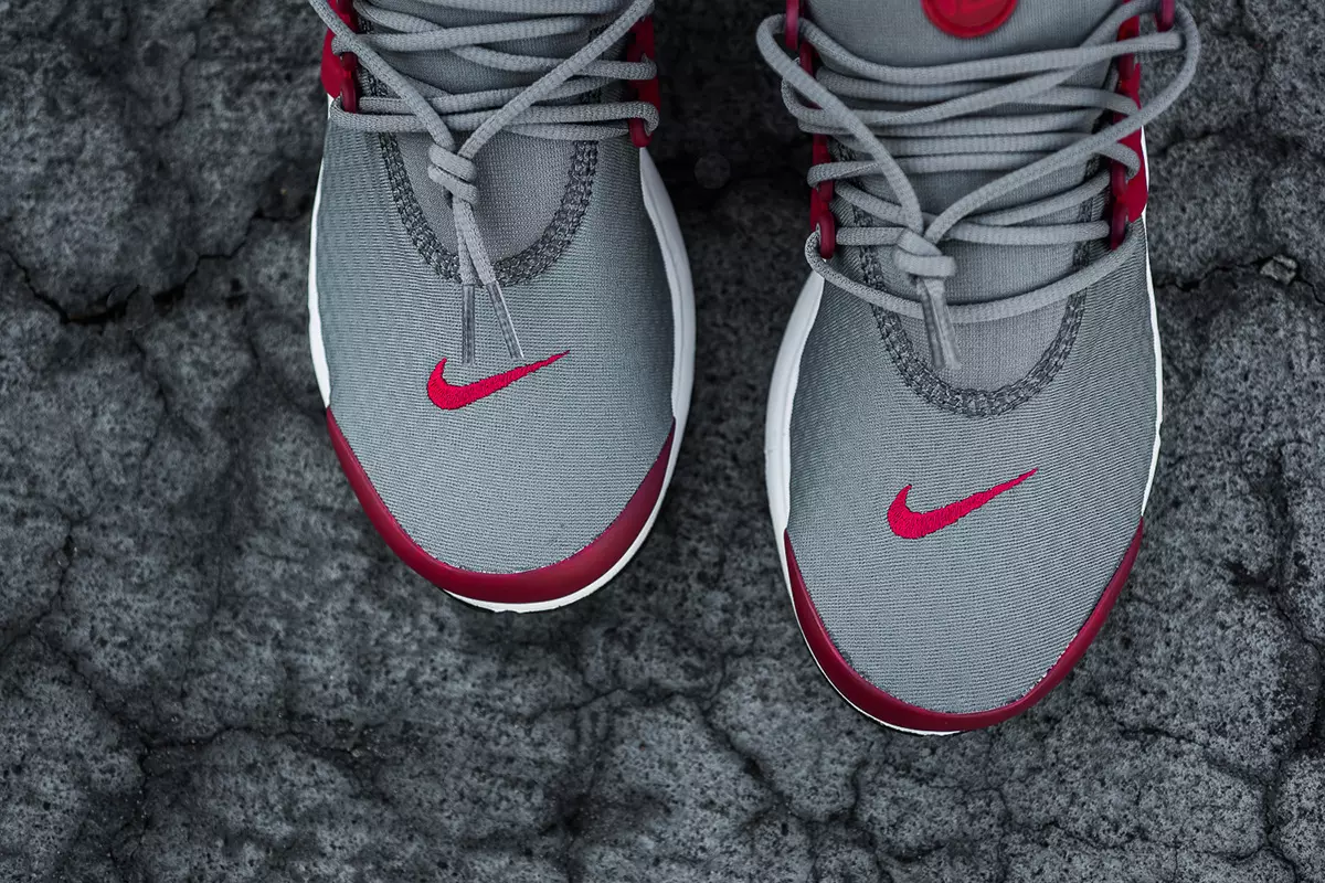 Nike Air Presto Essential Cool Grey Gym Red