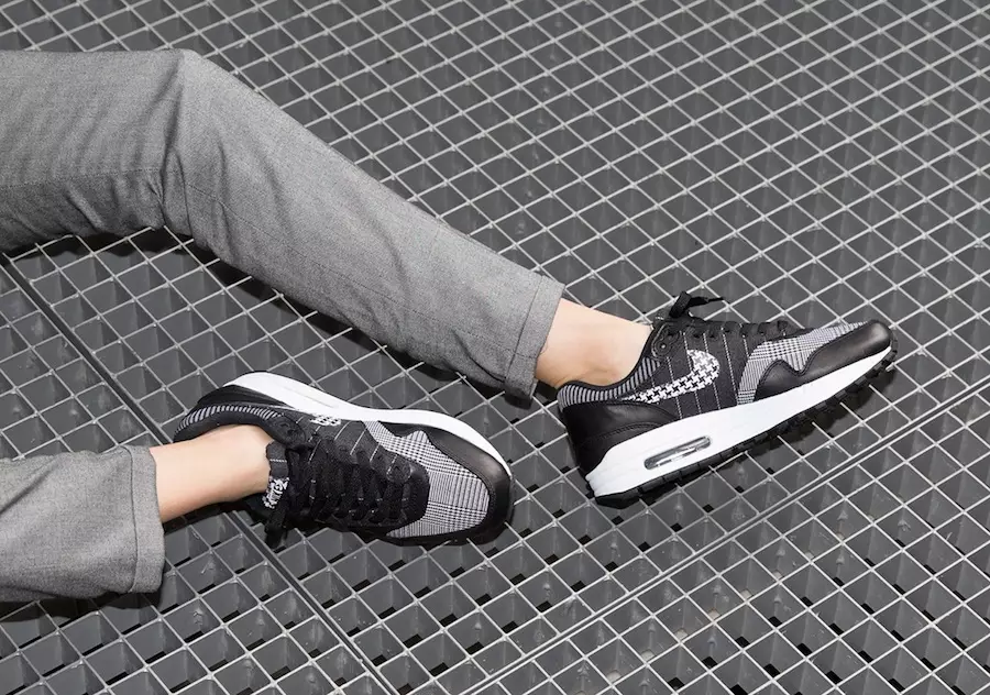 Nike adaugă diferite modele pe Air Max 1