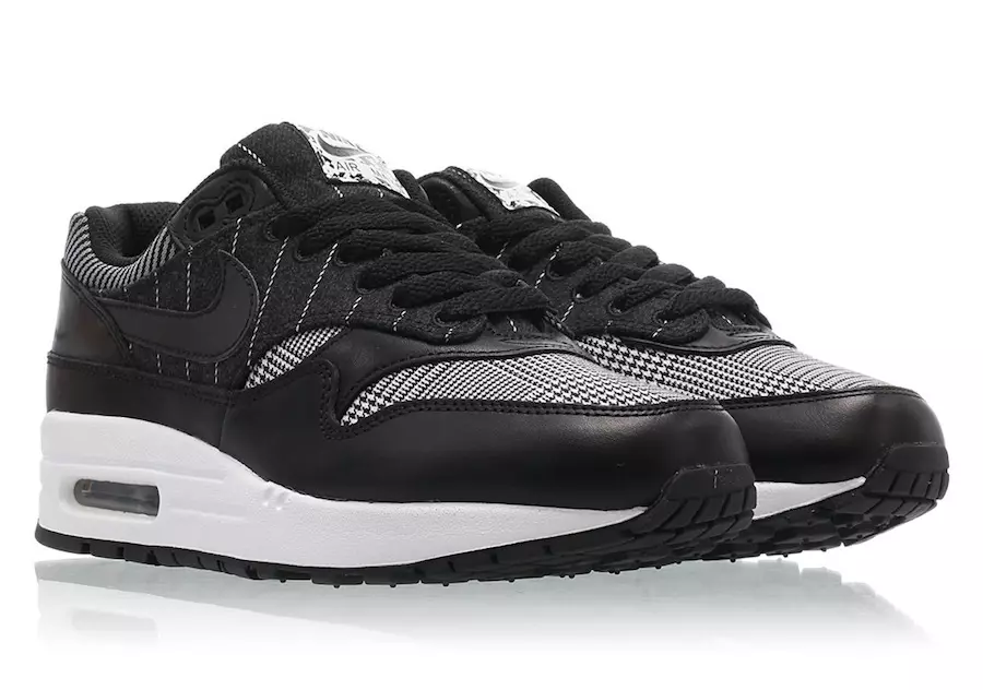 Retalhos Nike Air Max 1 AT0063-001