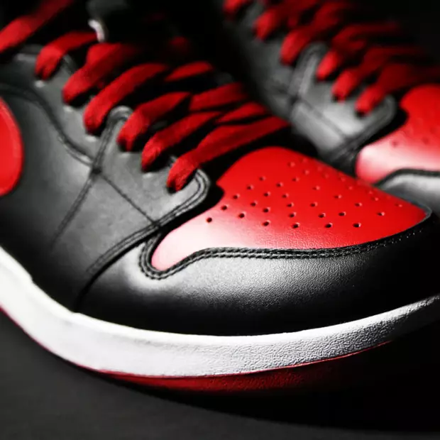 გამოყვანილი Air Jordan 1.5 The Return