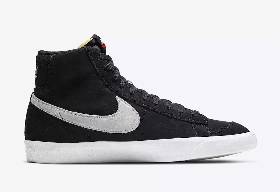 Nike Blazer Mid 77 Suede Black Photon Dust CI1172-002 Data lansării