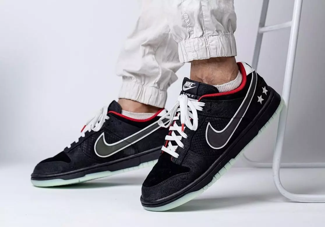 League of Legends LPL Nike Dunk Low DO2327-011 Дата выхода На ногах